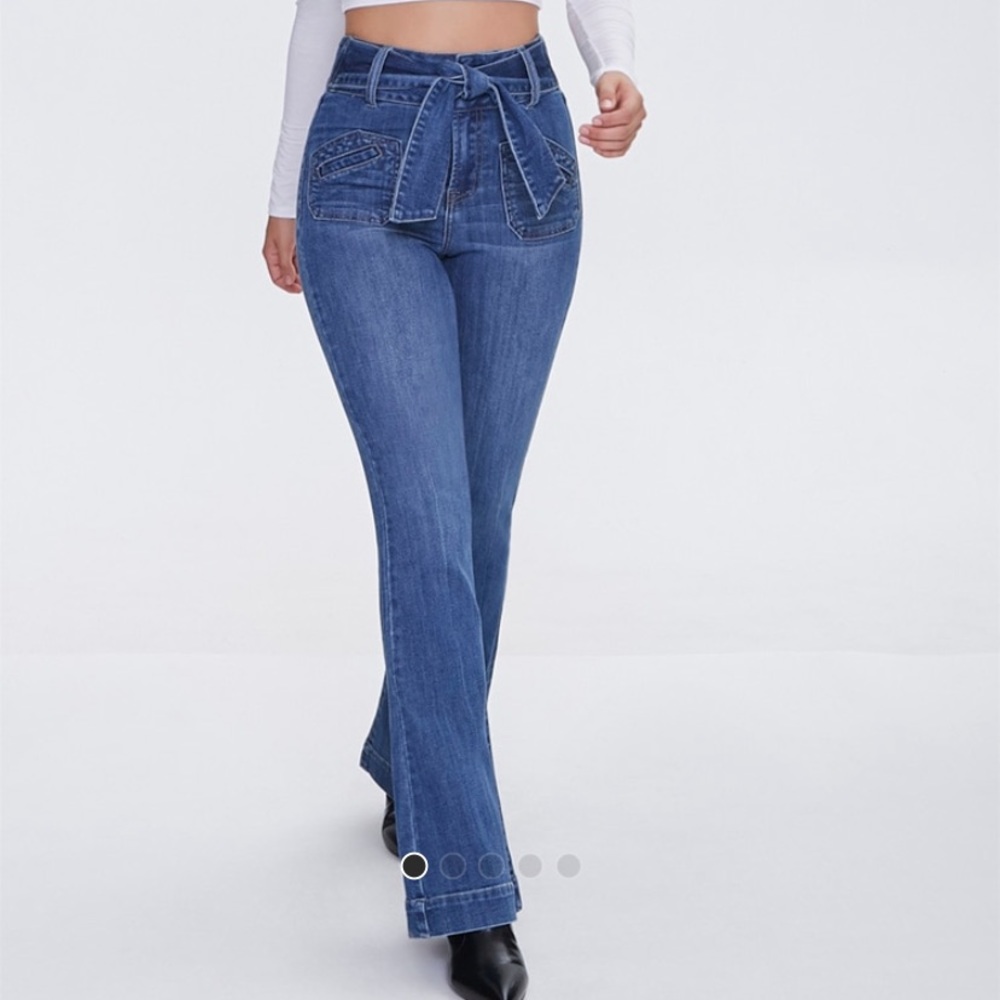 Bow Belt Flare